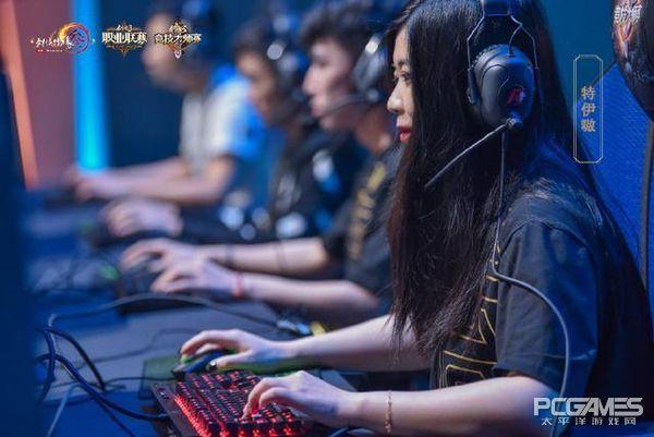  国际电竞巅峰对决，中外高手狭路相逢