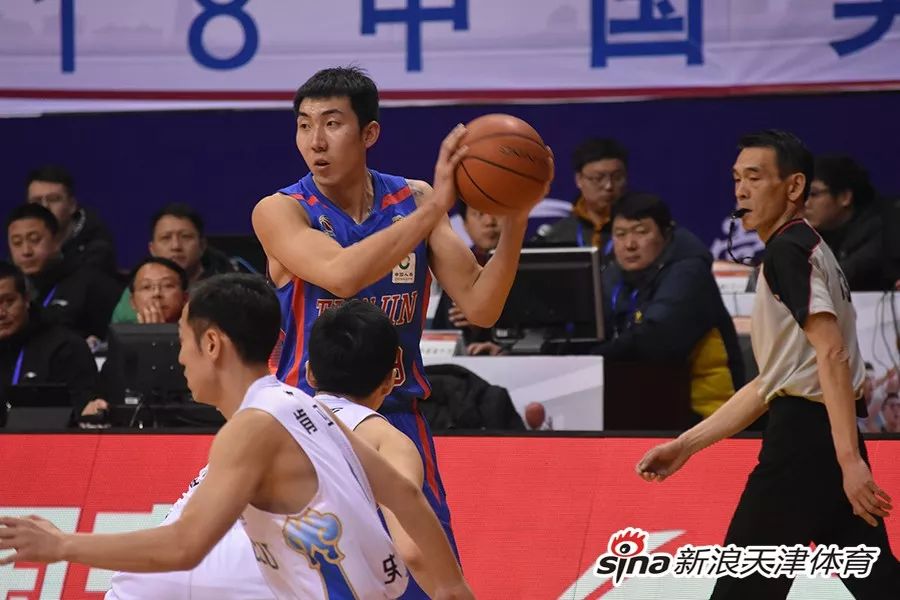  德甲青春风暴席卷联赛，年轻球员崭露头角