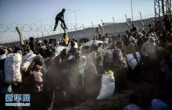  卡恰诺夫挽救多个破发点惊险过关