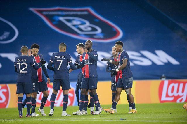  佩古拉稳定发挥，蒙特雷站终结冠军荒