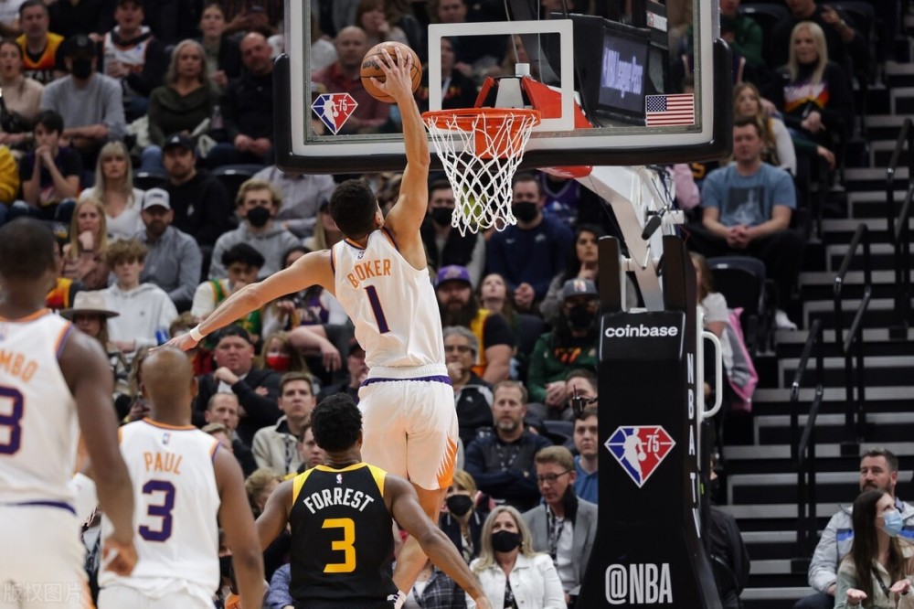  布克末节独得15分，太阳逆转战胜爵士队