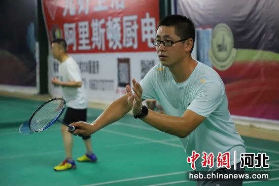  草根足球遍地开花，全民参与热情高涨